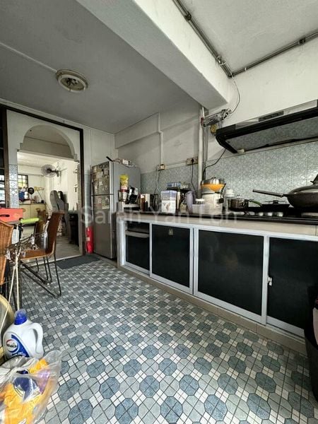 3 Room (3I) HDB for Sale in  31 Marine Crescent - Image 2